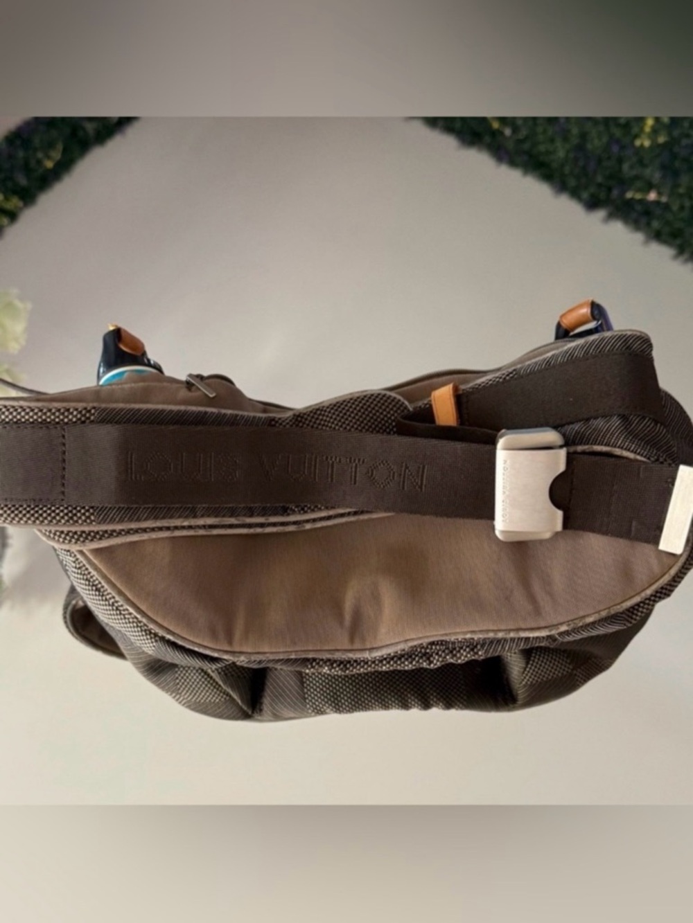 Louis Vuitton Tan/Brown Crossbody Waist Pack - Picture 8 of 15
